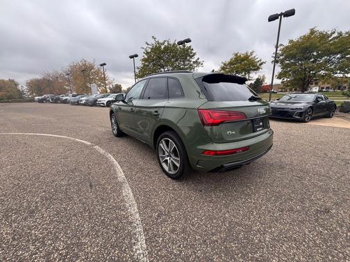 2025 Audi Q5 45 S line Premium