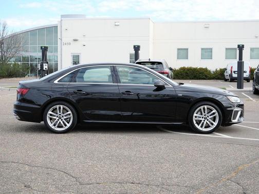 2023 Audi A4 45 S line Premium Plus