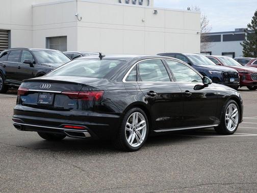 2023 Audi A4 45 S line Premium Plus