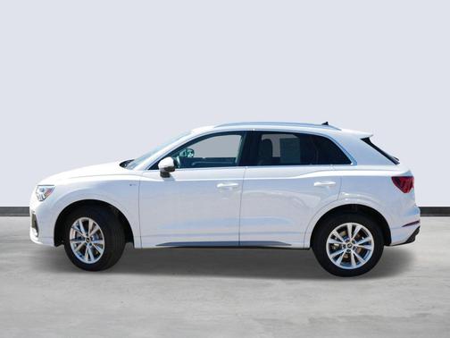 Glacier White 2025 Audi Q3 Premium 45 TFSI S line quattro Tiptronic