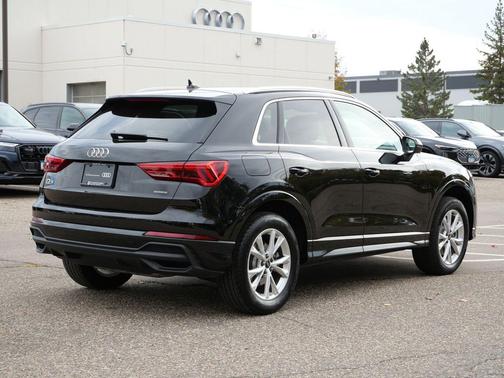 2025 Audi Q3 45 S line Premium Plus