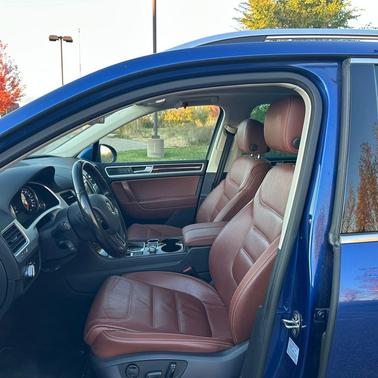 2015 Volkswagen Touareg V6 Lux