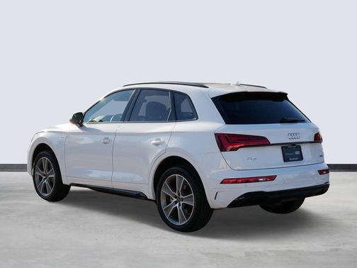 2025 Audi Q5 45 S line Premium
