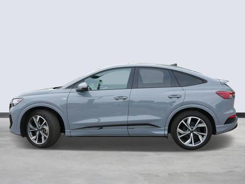 Pebble Gray 2025 Audi Q4 e-tron Sportback Prestige 55 quattro