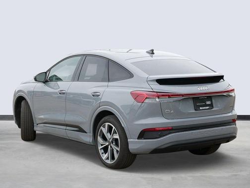Pebble Gray 2025 Audi Q4 e-tron Sportback Prestige 55 quattro