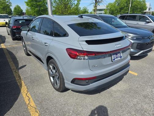 Pebble Gray 2025 Audi Q4 e-tron Sportback Prestige 55 quattro