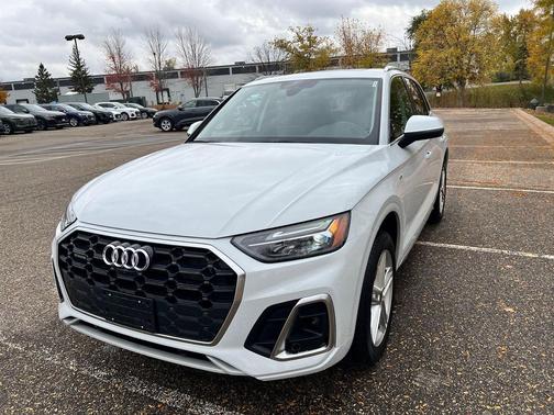 2024 Audi Q5 e 55 S line Premium Plus