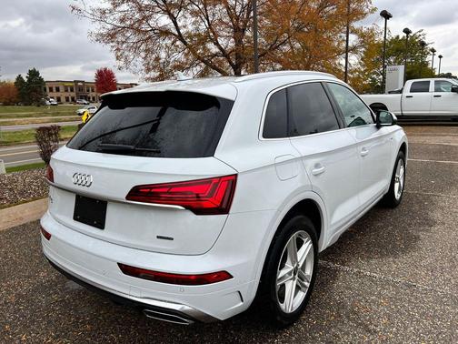 2024 Audi Q5 e 55 S line Premium Plus