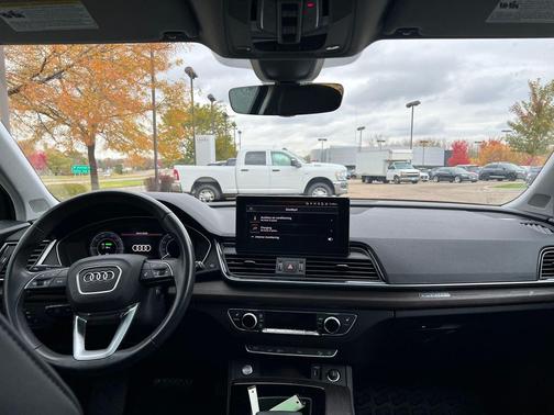 2024 Audi Q5 e 55 S line Premium Plus