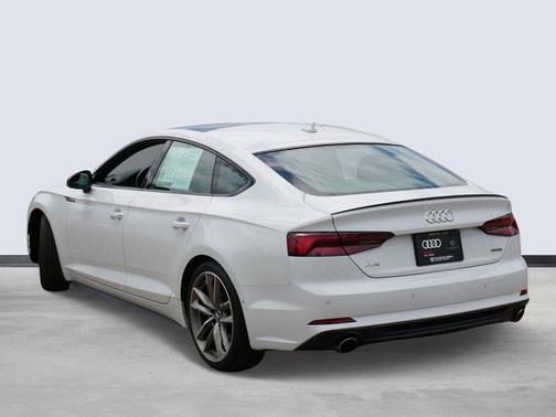 Glacier White Metallic 2019 Audi A5 45 Premium