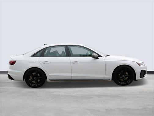 2023 Audi S4 Premium Plus TFSI quattro Tiptronic