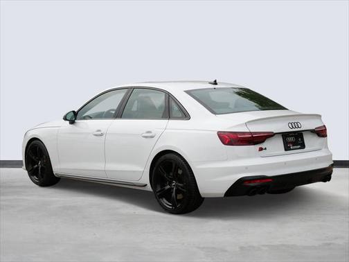 2023 Audi S4 Premium Plus TFSI quattro Tiptronic
