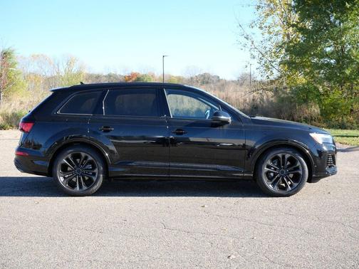 2026 Audi Q7 55 Premium Plus