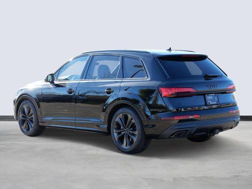 2026 Audi Q7 55 Premium Plus