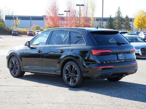 2026 Audi Q7 55 Premium Plus