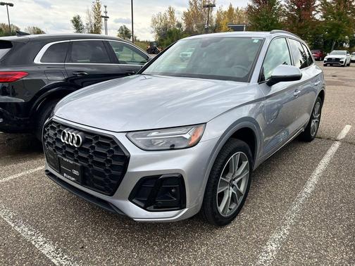 2025 Audi Q5 45 S line Premium