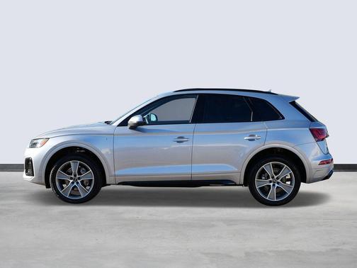 2025 Audi Q5 45 S line Premium
