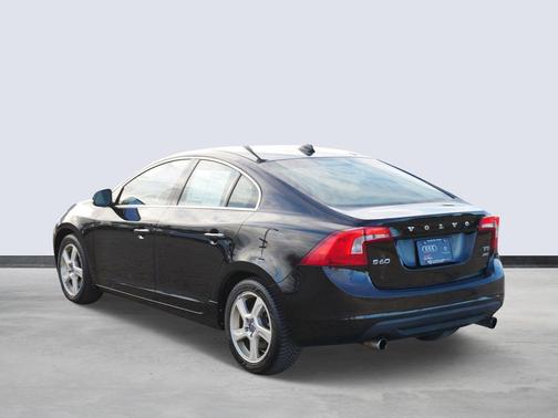 2013 Volvo S60 T5 Premier