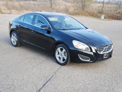 2013 Volvo S60 T5 Premier