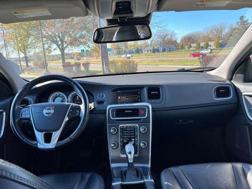 2013 Volvo S60 T5 Premier