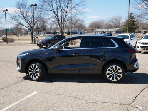 Mythos Black Metallic 2026 Audi Q3 TFSI quattro S tronic