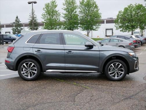 2025 Audi Q5 45 S line Premium