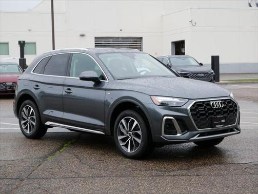 2025 Audi Q5 45 S line Premium