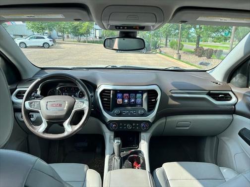 2017 GMC Acadia SLT-2