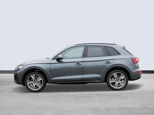 2025 Audi Q5 45 S line Premium
