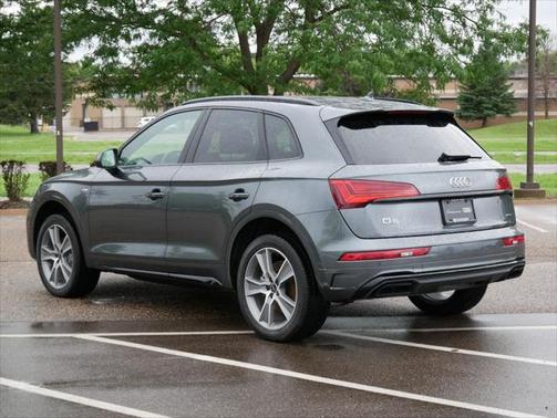 2025 Audi Q5 45 S line Premium