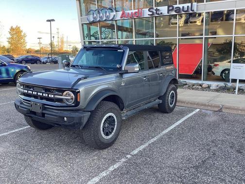 2022 Ford Bronco Outer Banks