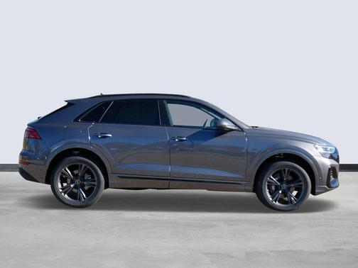 2026 Audi Q8 55 Premium