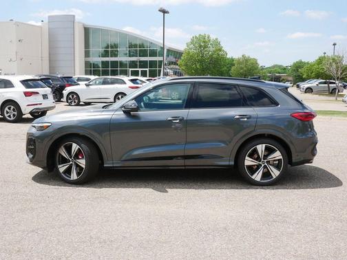 Daytona Gray Metallic 2026 Audi SQ5 3.0T Premium Plus