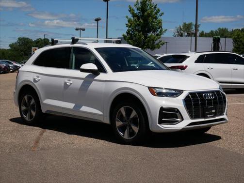 2023 Audi Q5 40 Premium