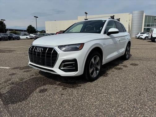 2023 Audi Q5 40 Premium