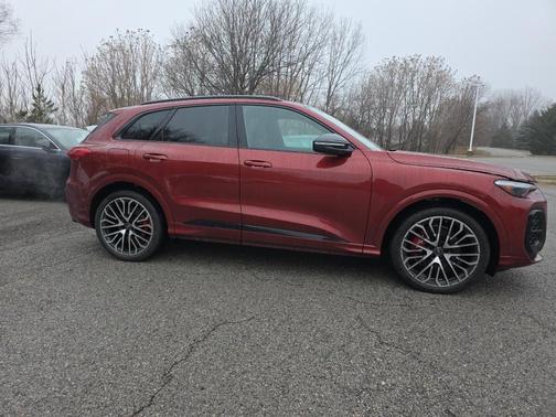 2025 Audi SQ5 3.0T Premium Plus