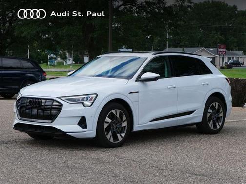 2022 Audi e-tron Premium