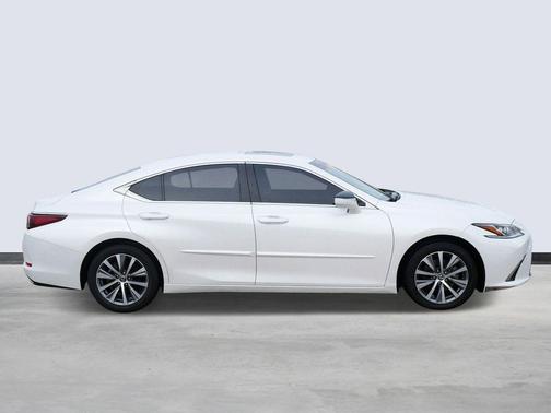 2021 Lexus ES 350 Base