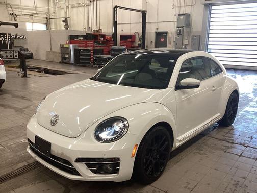 2018 Volkswagen Beetle 2.0T SE