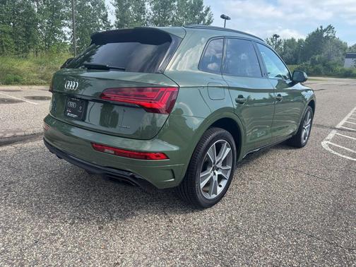 2025 Audi Q5 45 S line Premium