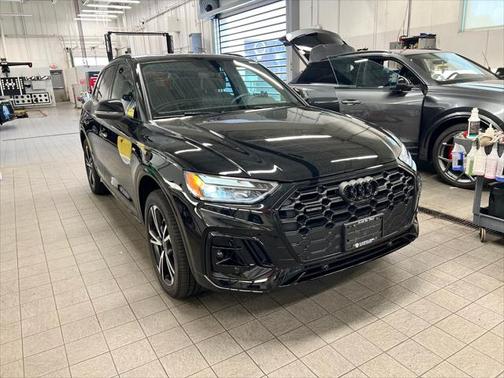 2025 Audi Q5 45 S line Premium Plus