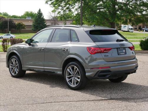 2024 Audi Q3 Premium 45 TFSI S line quattro Tiptronic