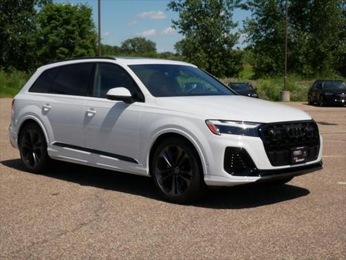 2025 Audi Q7 55 Premium Plus