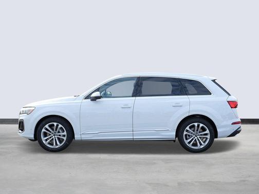 2026 Audi Q7 55 Premium Plus