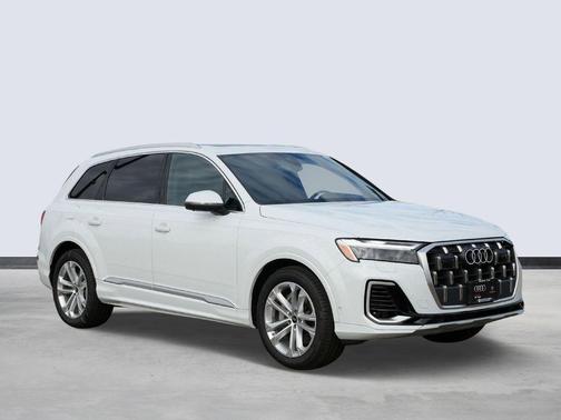 2026 Audi Q7 55 Premium Plus