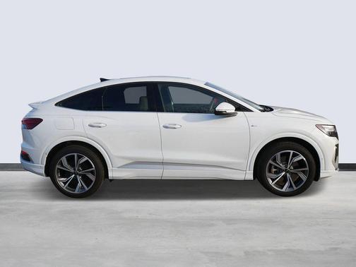 2024 Audi Q4 e-tron Sportback Prestige 55 quattro