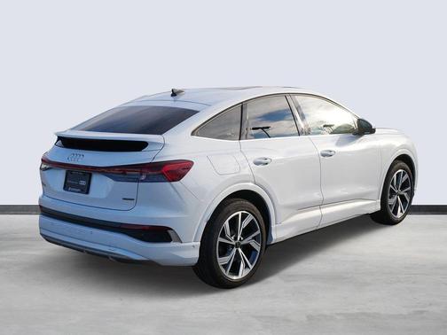 2024 Audi Q4 e-tron Sportback Prestige 55 quattro