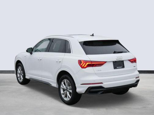 2025 Audi Q3 45 S line Premium Plus