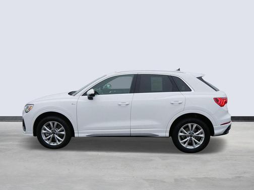 2025 Audi Q3 45 S line Premium Plus