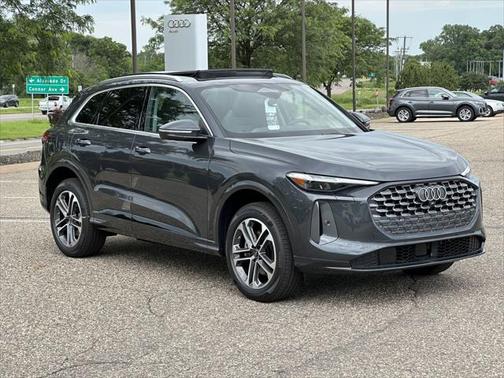 2025 Audi Q5 Premium Plus